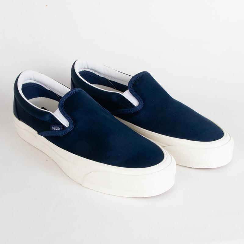 Vans LX Classic Slip-On Mens Shoes, (Satin) Deep Indigo
