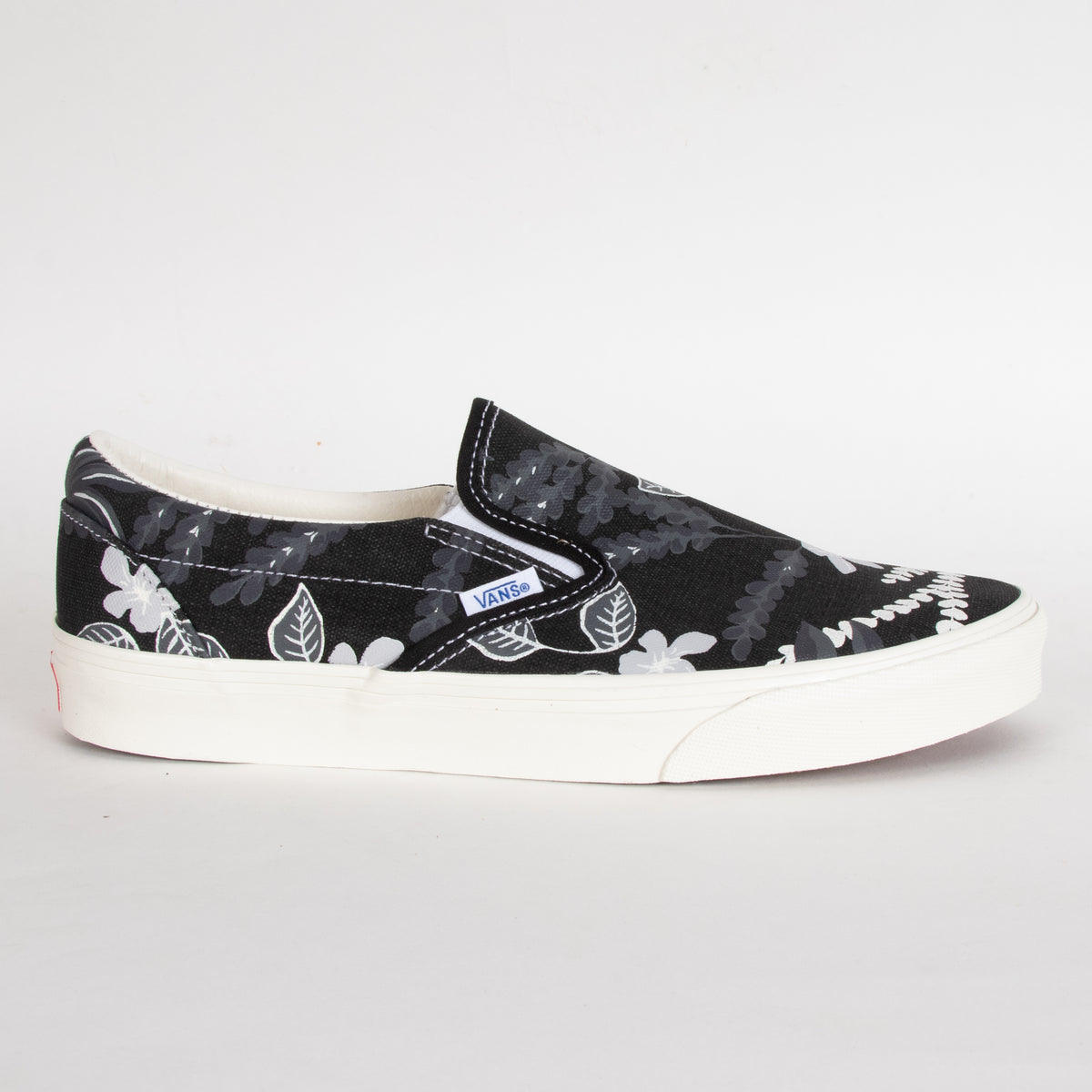 Vans Classic Slip-On Mens Shoes